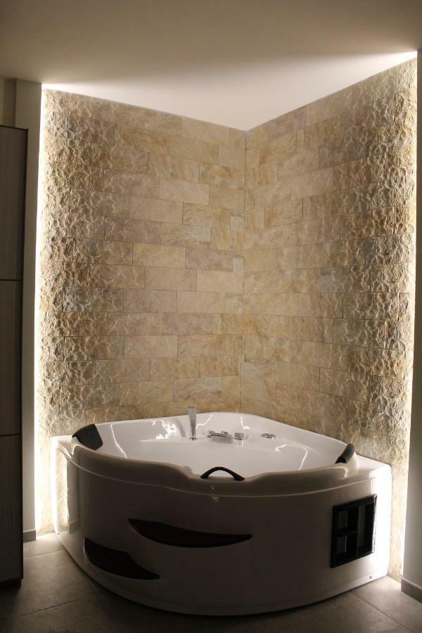 Martina Luxury * Desenzano del Garda